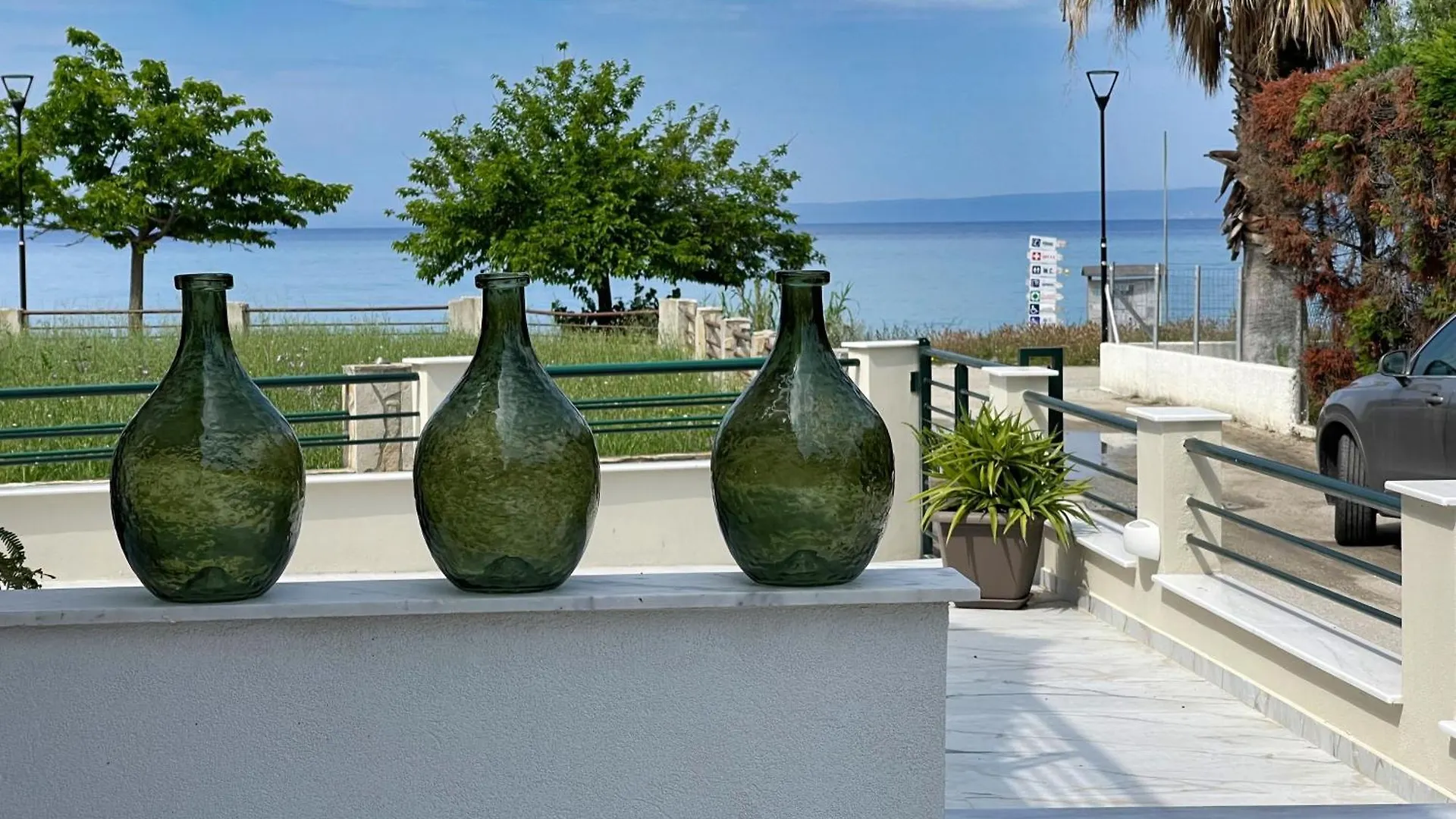 Paradise Overlook - Beachfront Villa Pefkohori Holiday home