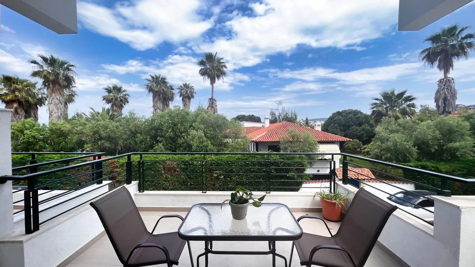 Holiday home Paradise Overlook - Beachfront Villa Pefkohori