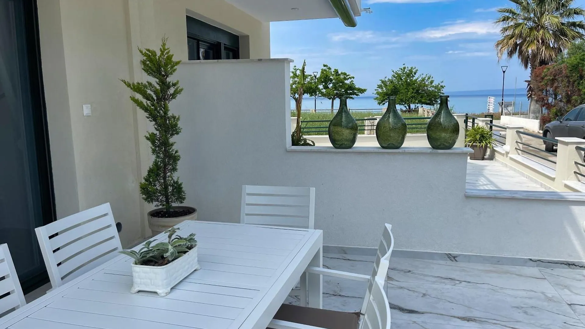 Paradise Overlook - Beachfront Villa Pefkohori Holiday home